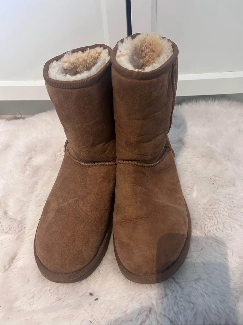 UGG Women’s Classic II Short Chestnut Suede Shearling Boot